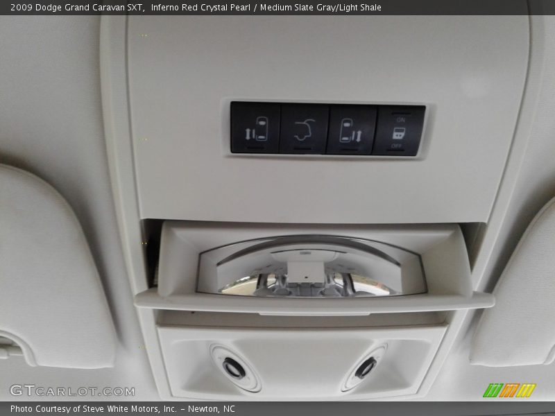 Inferno Red Crystal Pearl / Medium Slate Gray/Light Shale 2009 Dodge Grand Caravan SXT