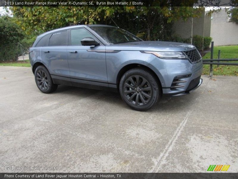  2019 Range Rover Velar R-Dynamic SE Byron Blue Metallic