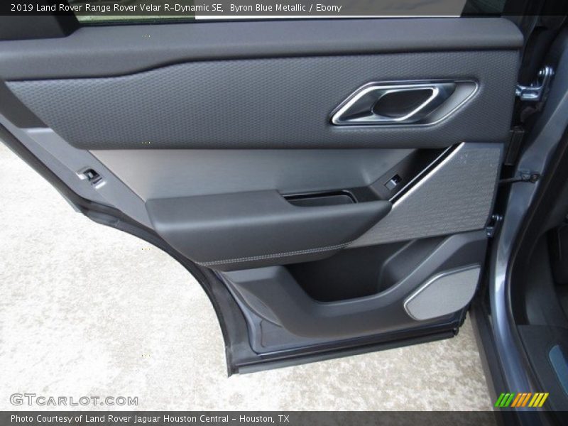 Door Panel of 2019 Range Rover Velar R-Dynamic SE