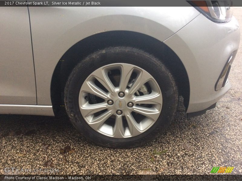 Silver Ice Metallic / Jet Black 2017 Chevrolet Spark LT