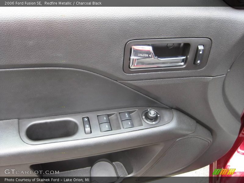 Redfire Metallic / Charcoal Black 2006 Ford Fusion SE