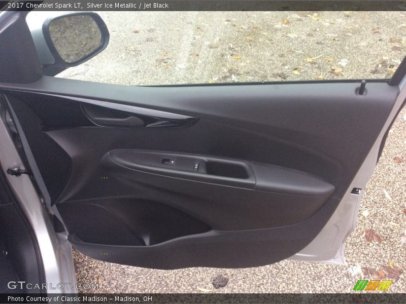 Silver Ice Metallic / Jet Black 2017 Chevrolet Spark LT