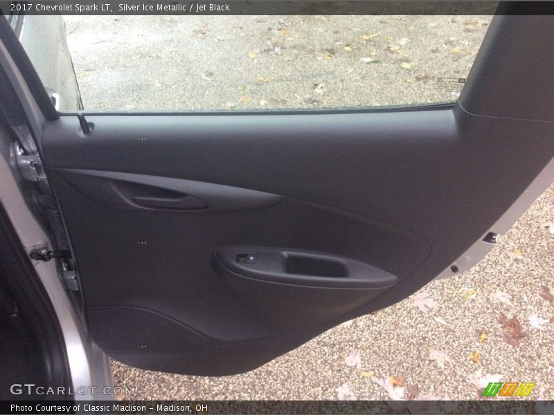 Silver Ice Metallic / Jet Black 2017 Chevrolet Spark LT