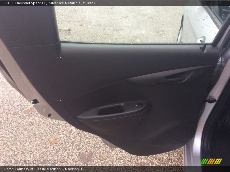 Silver Ice Metallic / Jet Black 2017 Chevrolet Spark LT