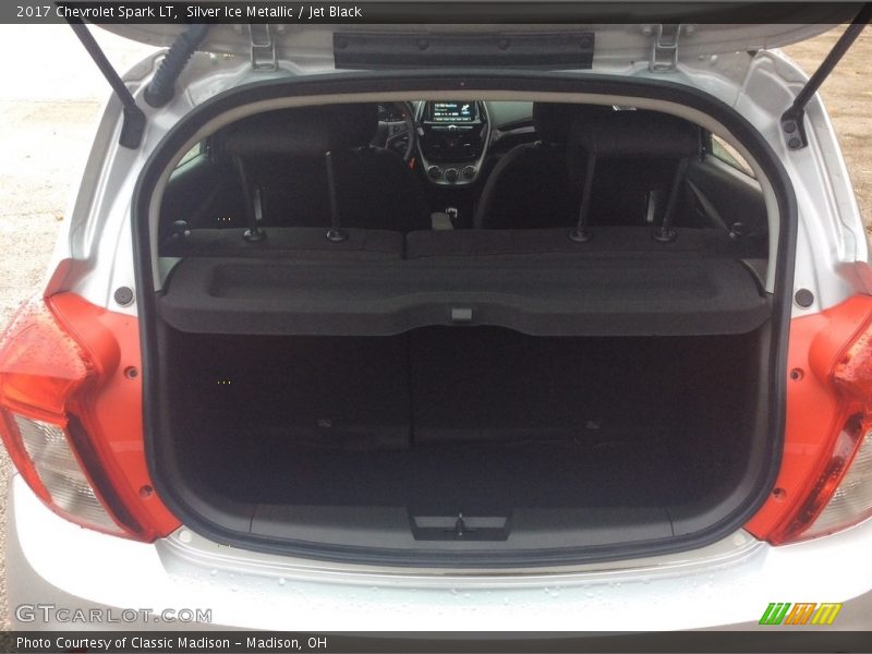 Silver Ice Metallic / Jet Black 2017 Chevrolet Spark LT