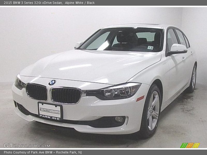 Alpine White / Black 2015 BMW 3 Series 320i xDrive Sedan