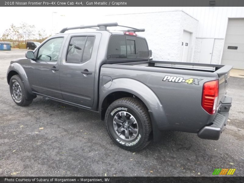 Gun Metallic / Graphite 2018 Nissan Frontier Pro-4X Crew Cab 4x4