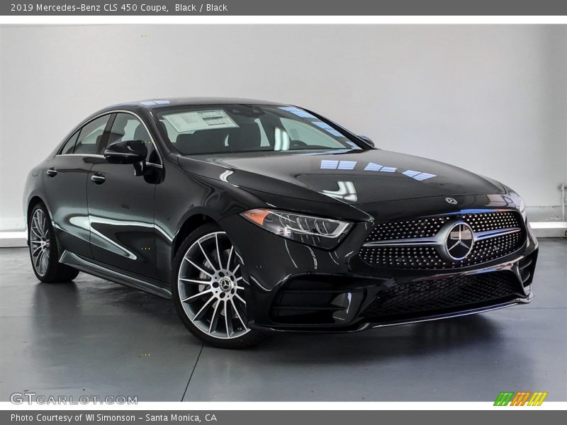 Front 3/4 View of 2019 CLS 450 Coupe
