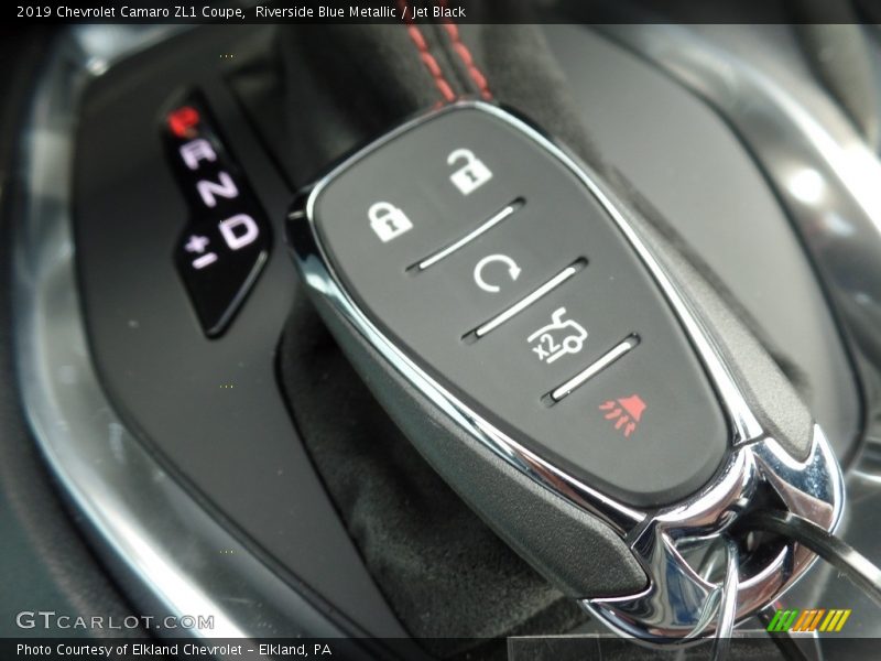 Keys of 2019 Camaro ZL1 Coupe