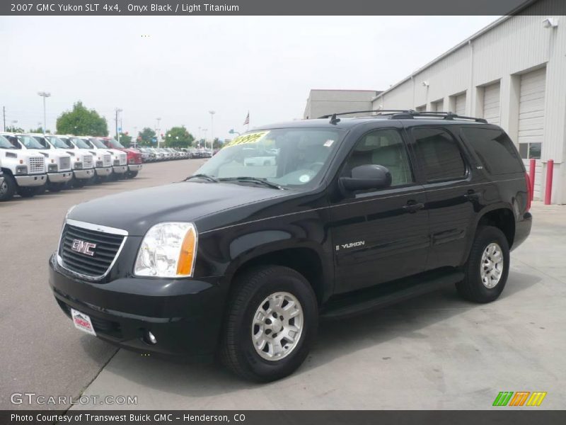 Onyx Black / Light Titanium 2007 GMC Yukon SLT 4x4