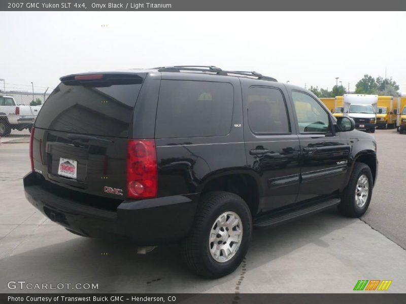 Onyx Black / Light Titanium 2007 GMC Yukon SLT 4x4