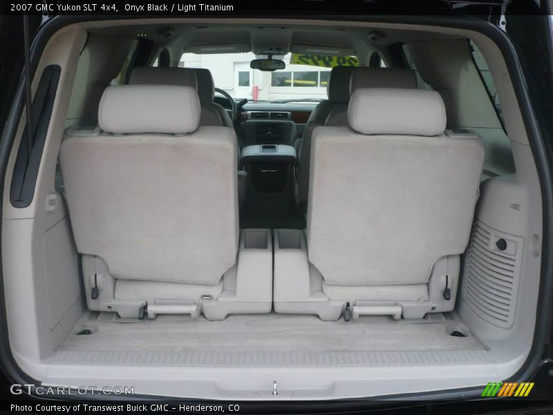 Onyx Black / Light Titanium 2007 GMC Yukon SLT 4x4