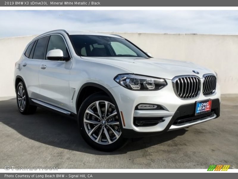 Mineral White Metallic / Black 2019 BMW X3 sDrive30i