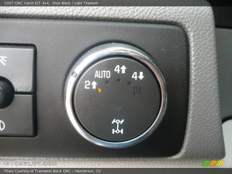 Onyx Black / Light Titanium 2007 GMC Yukon SLT 4x4