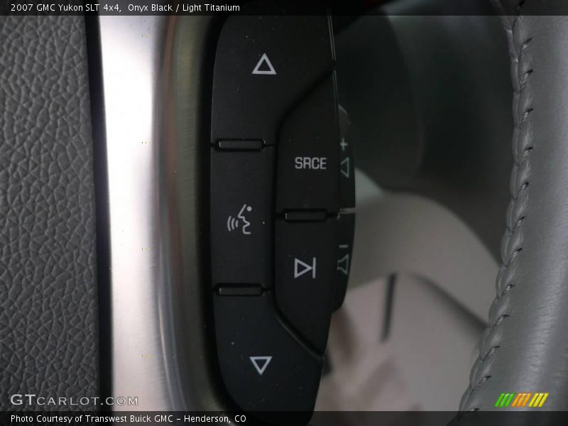 Onyx Black / Light Titanium 2007 GMC Yukon SLT 4x4