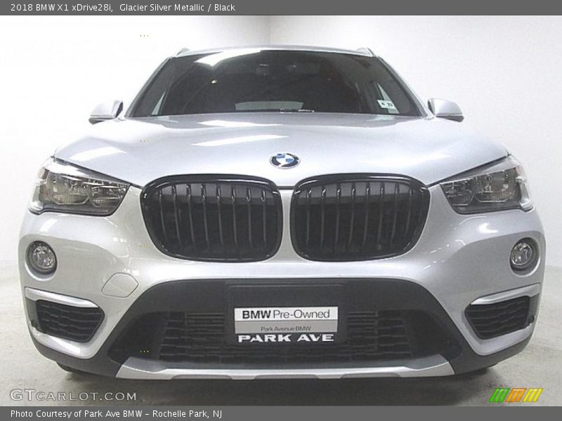 Glacier Silver Metallic / Black 2018 BMW X1 xDrive28i