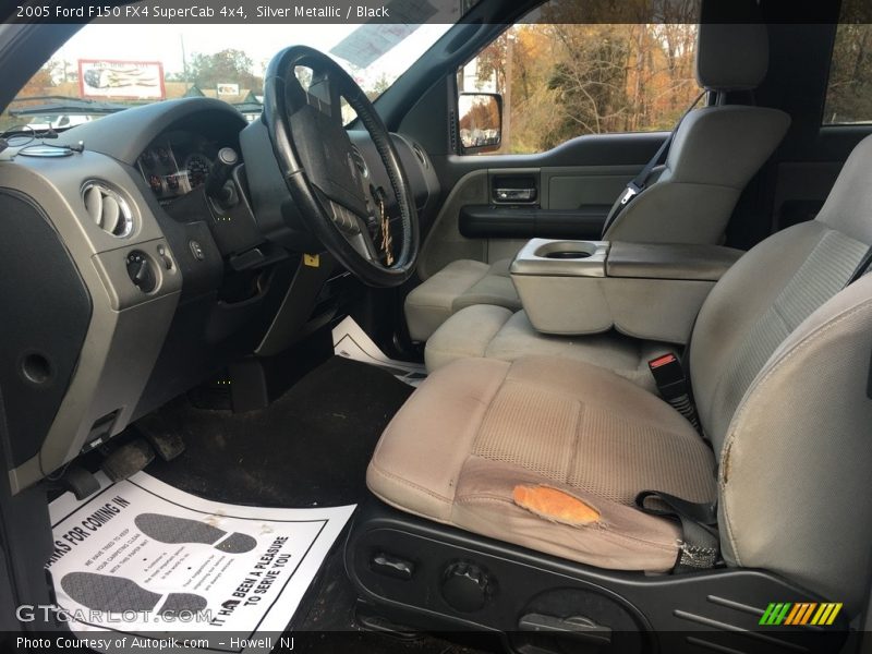 Silver Metallic / Black 2005 Ford F150 FX4 SuperCab 4x4