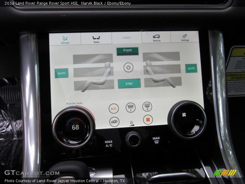 Controls of 2019 Range Rover Sport HSE