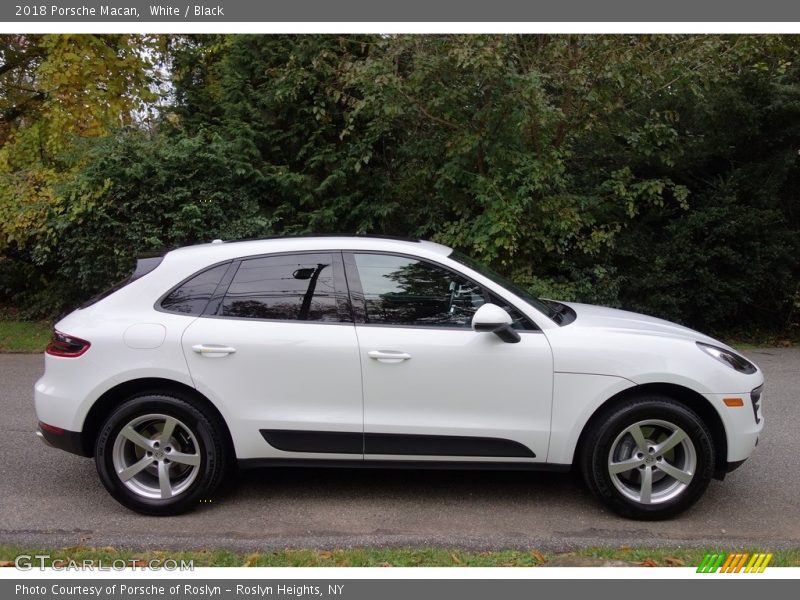 White / Black 2018 Porsche Macan