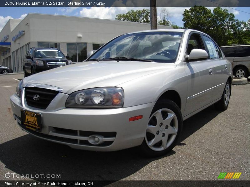 Sterling Silver / Gray 2006 Hyundai Elantra GLS Sedan