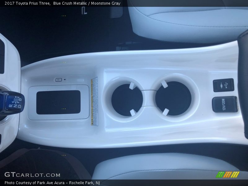 Blue Crush Metallic / Moonstone Gray 2017 Toyota Prius Three