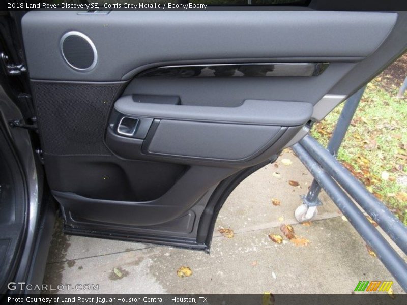 Corris Grey Metallic / Ebony/Ebony 2018 Land Rover Discovery SE