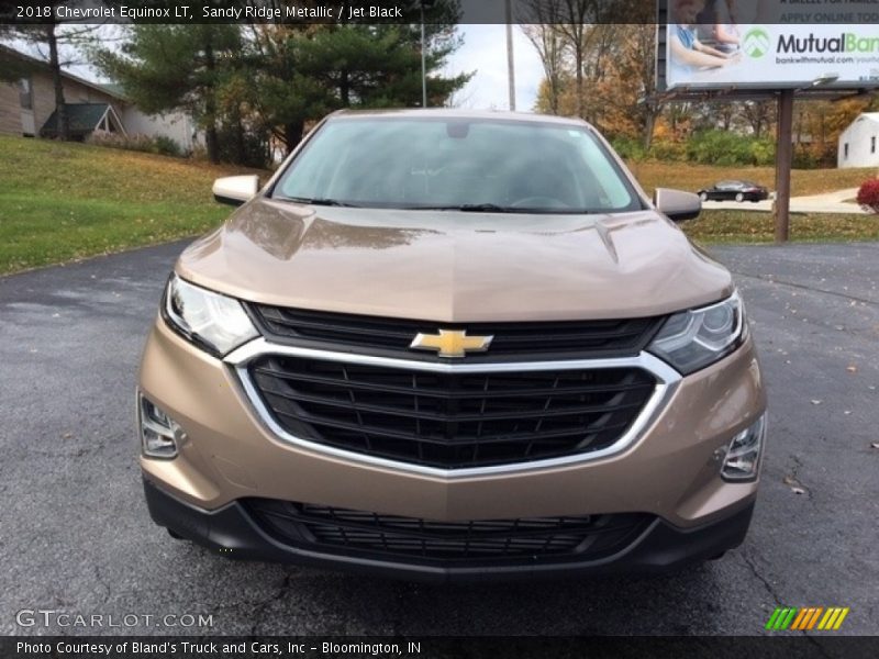 Sandy Ridge Metallic / Jet Black 2018 Chevrolet Equinox LT