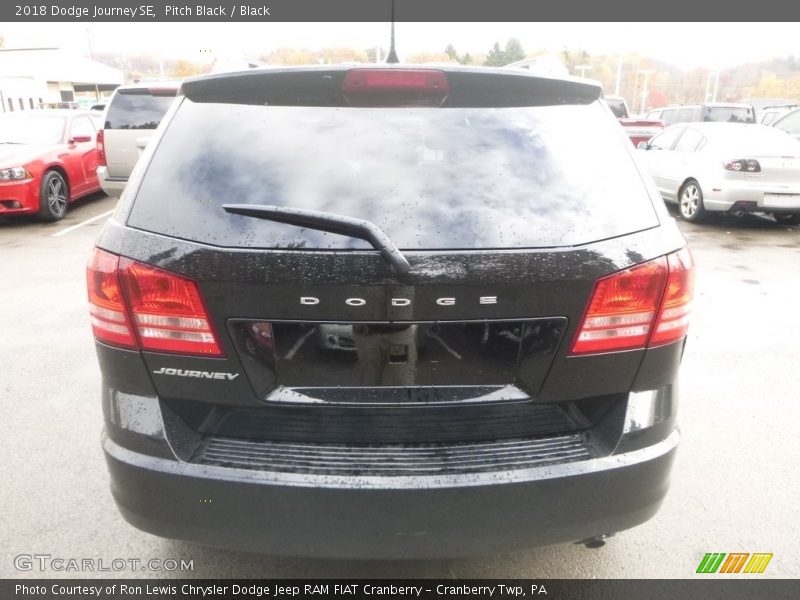 Pitch Black / Black 2018 Dodge Journey SE