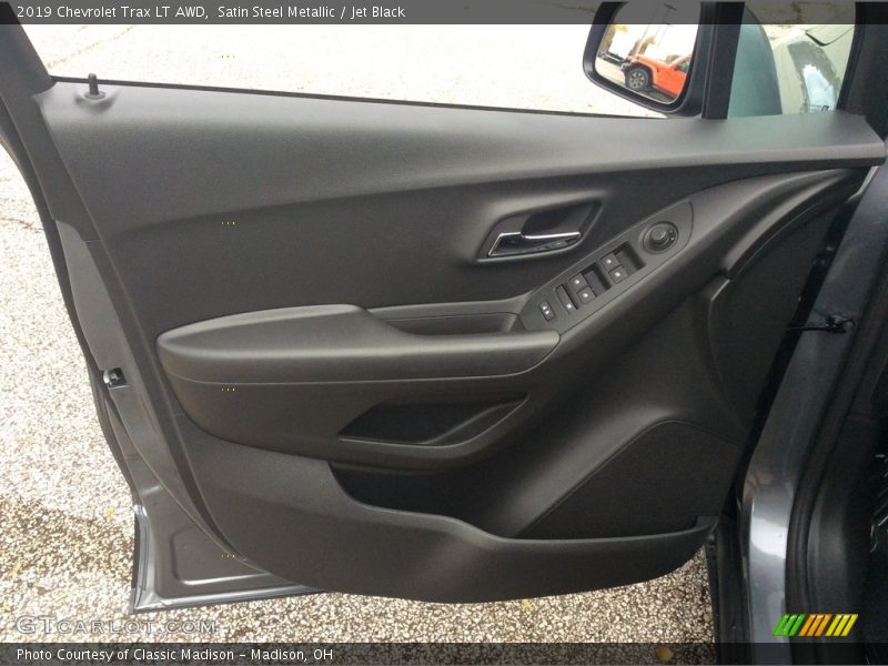 Satin Steel Metallic / Jet Black 2019 Chevrolet Trax LT AWD