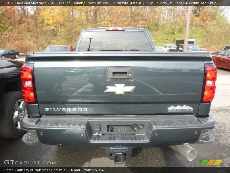 Graphite Metallic / High Country Jet Black/­Medium Ash Gray 2019 Chevrolet Silverado 2500HD High Country Crew Cab 4WD