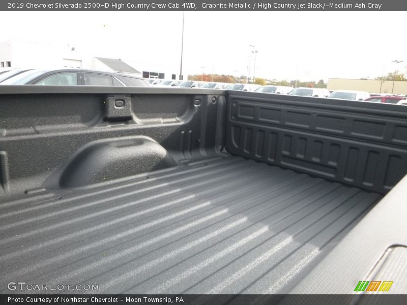 Graphite Metallic / High Country Jet Black/­Medium Ash Gray 2019 Chevrolet Silverado 2500HD High Country Crew Cab 4WD