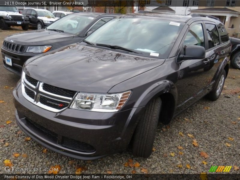 Bruiser Grey / Black 2018 Dodge Journey SE