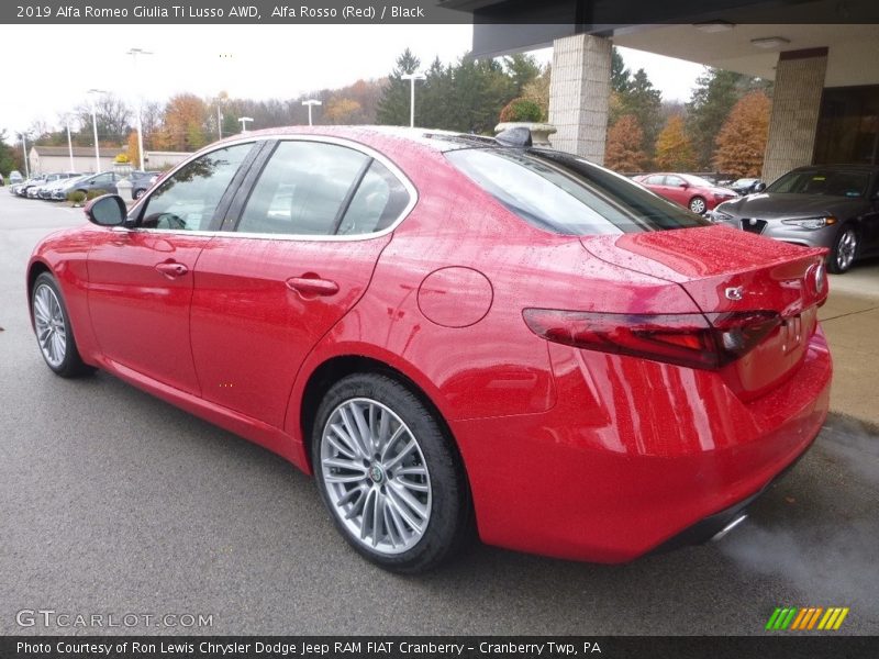 Alfa Rosso (Red) / Black 2019 Alfa Romeo Giulia Ti Lusso AWD