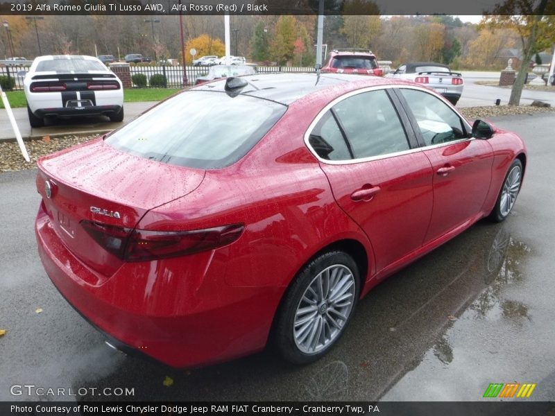 Alfa Rosso (Red) / Black 2019 Alfa Romeo Giulia Ti Lusso AWD