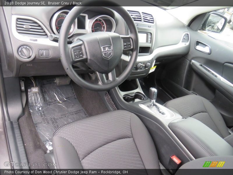 Bruiser Grey / Black 2018 Dodge Journey SE