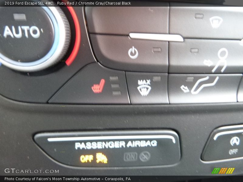 Ruby Red / Chromite Gray/Charcoal Black 2019 Ford Escape SEL 4WD