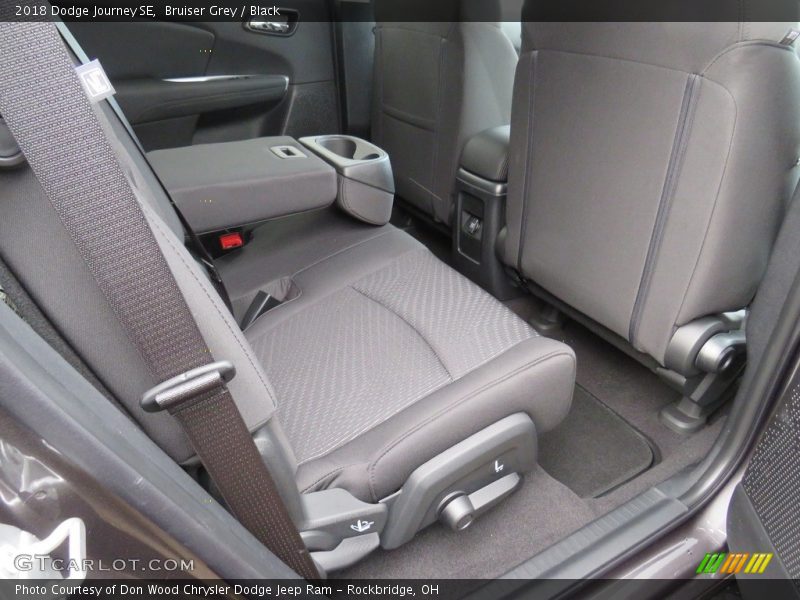 Bruiser Grey / Black 2018 Dodge Journey SE