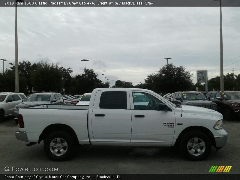 Bright White / Black/Diesel Gray 2019 Ram 1500 Classic Tradesman Crew Cab 4x4