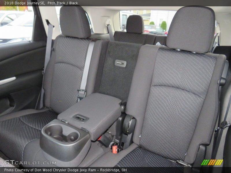 Pitch Black / Black 2018 Dodge Journey SE