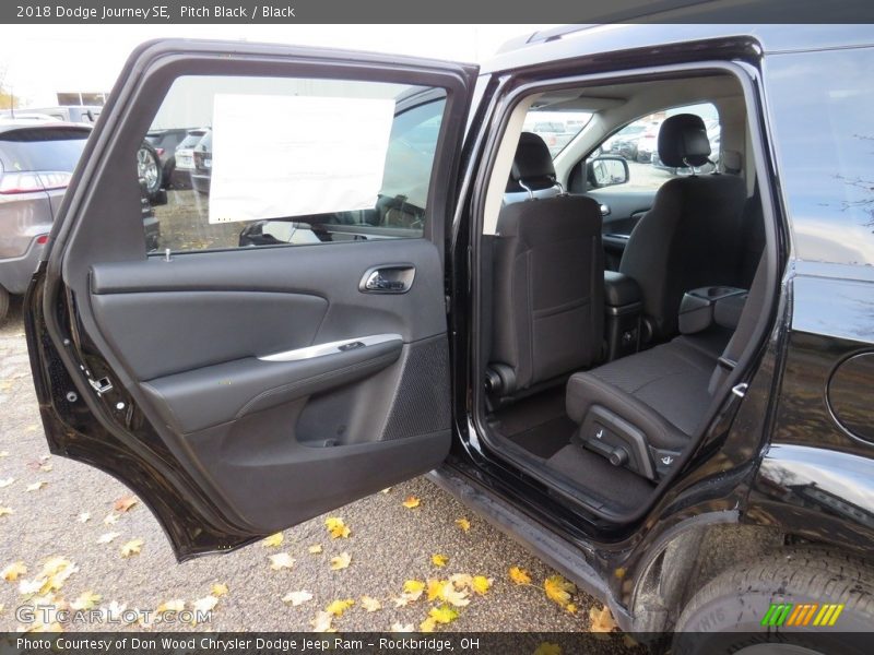 Pitch Black / Black 2018 Dodge Journey SE