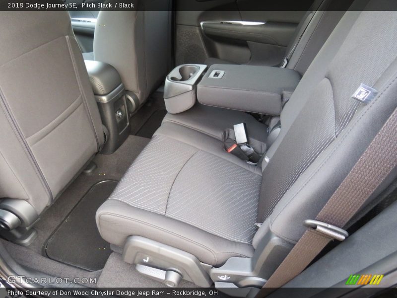 Pitch Black / Black 2018 Dodge Journey SE