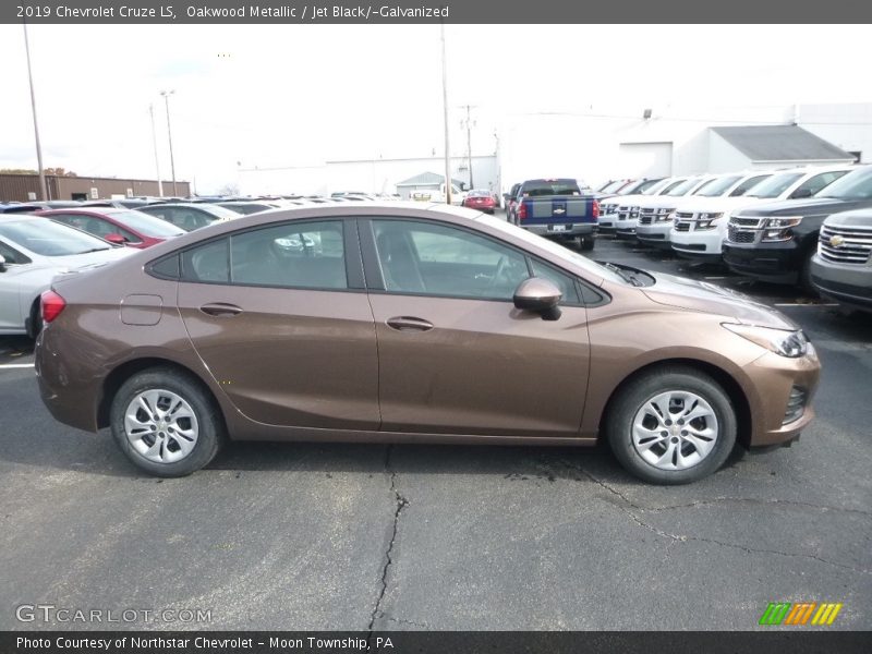 Oakwood Metallic / Jet Black/­Galvanized 2019 Chevrolet Cruze LS