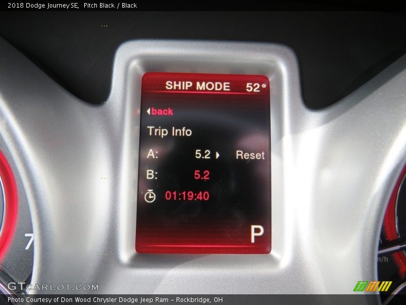 Pitch Black / Black 2018 Dodge Journey SE