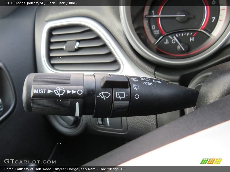 Pitch Black / Black 2018 Dodge Journey SE