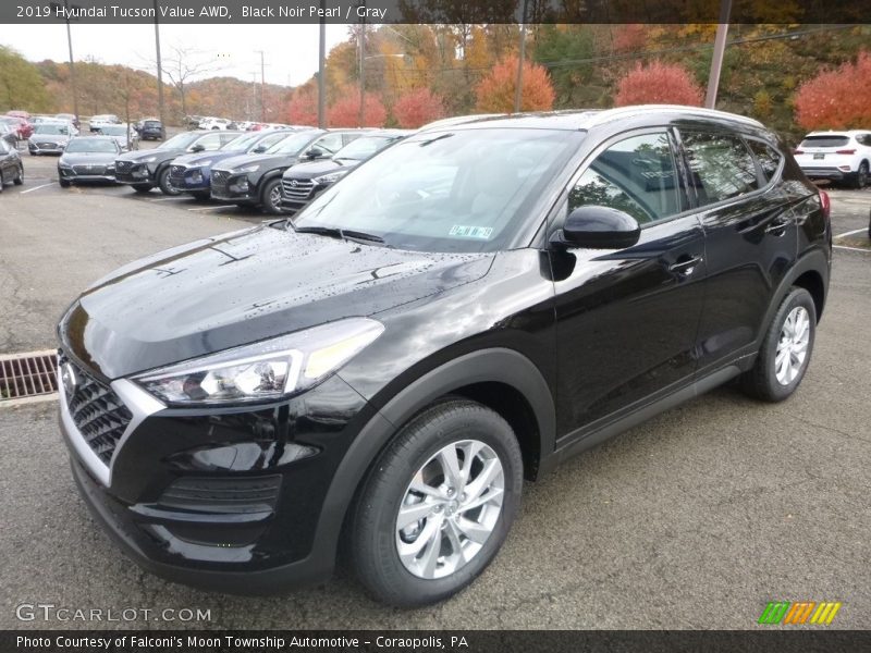 Front 3/4 View of 2019 Tucson Value AWD