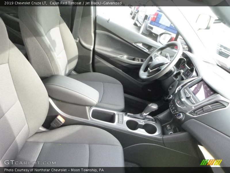 Cajun Red Tintcoat / Jet Black/­Galvanized 2019 Chevrolet Cruze LT
