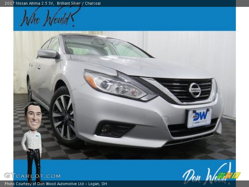 Brilliant Silver / Charcoal 2017 Nissan Altima 2.5 SV