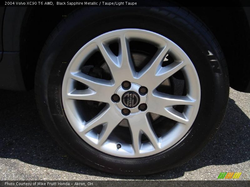 Black Sapphire Metallic / Taupe/Light Taupe 2004 Volvo XC90 T6 AWD