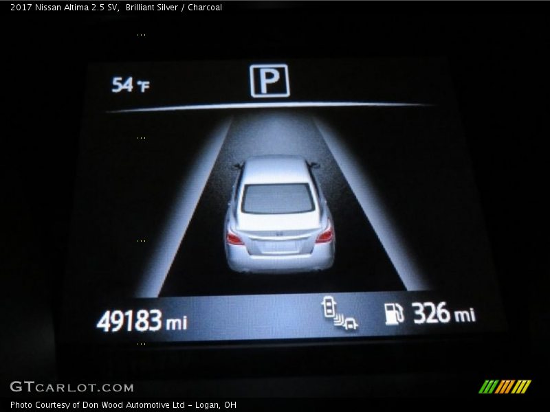 Brilliant Silver / Charcoal 2017 Nissan Altima 2.5 SV