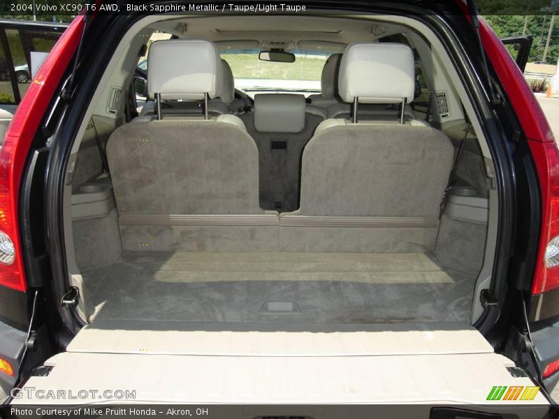 Black Sapphire Metallic / Taupe/Light Taupe 2004 Volvo XC90 T6 AWD